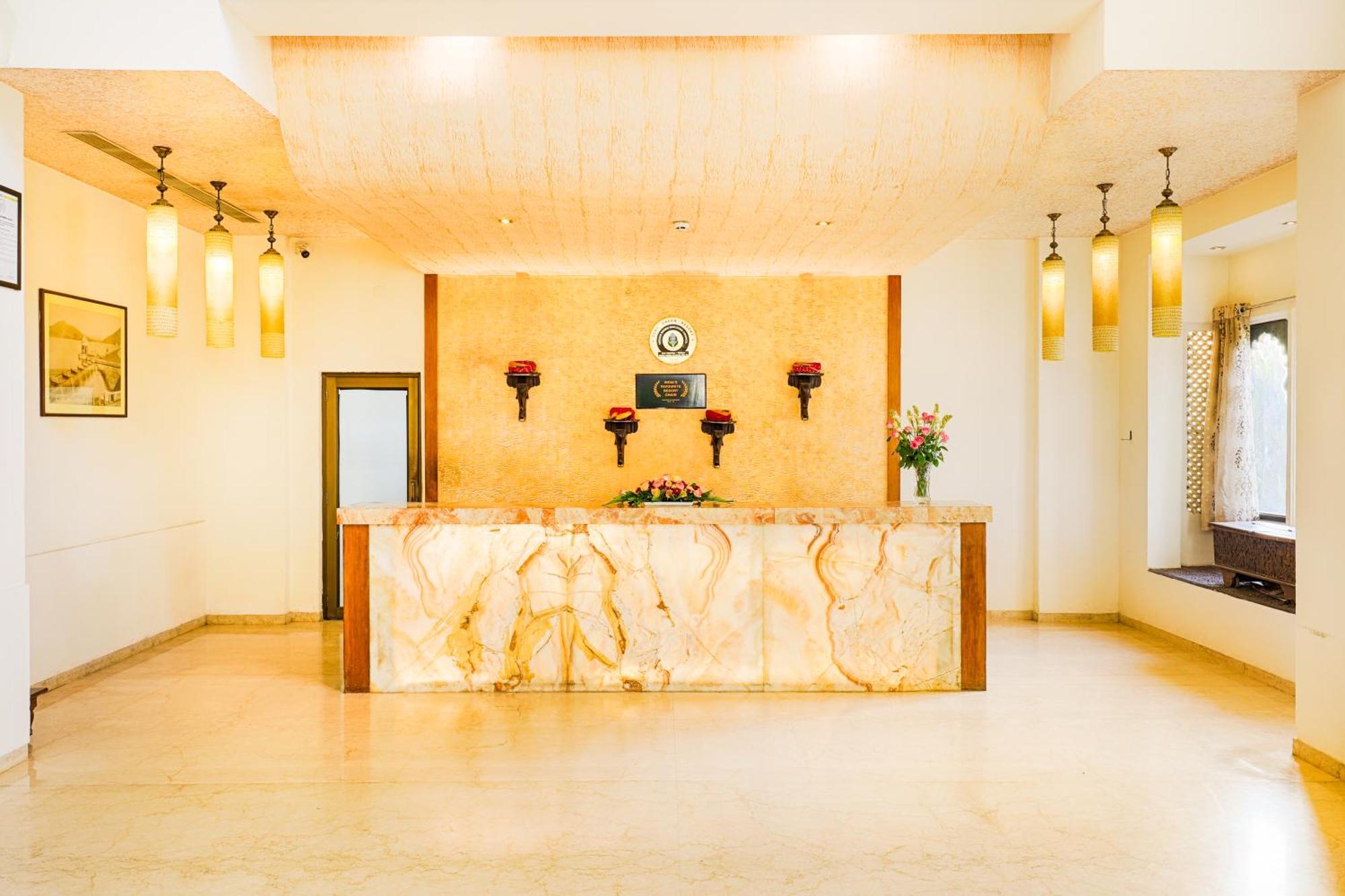 Club Mahindra Udaipur Hotel Kültér fotó