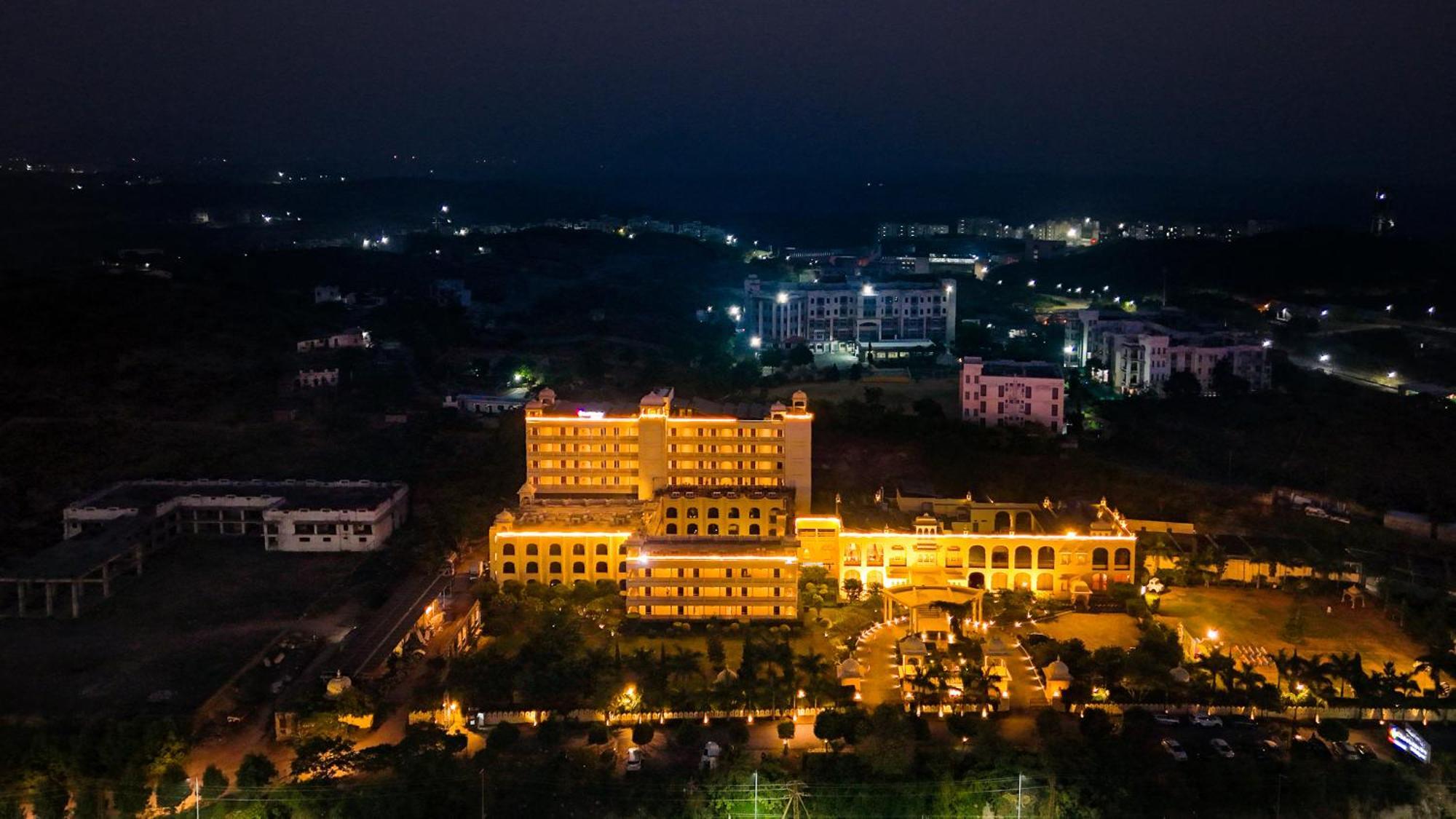 Club Mahindra Udaipur Hotel Kültér fotó