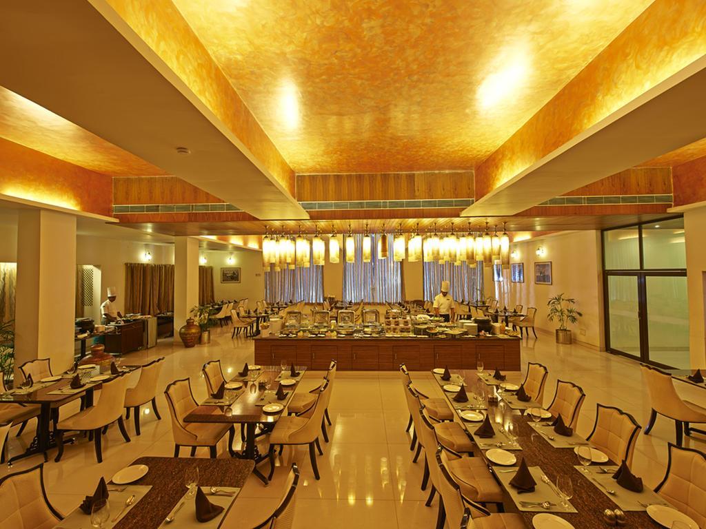 Club Mahindra Udaipur Hotel Kültér fotó